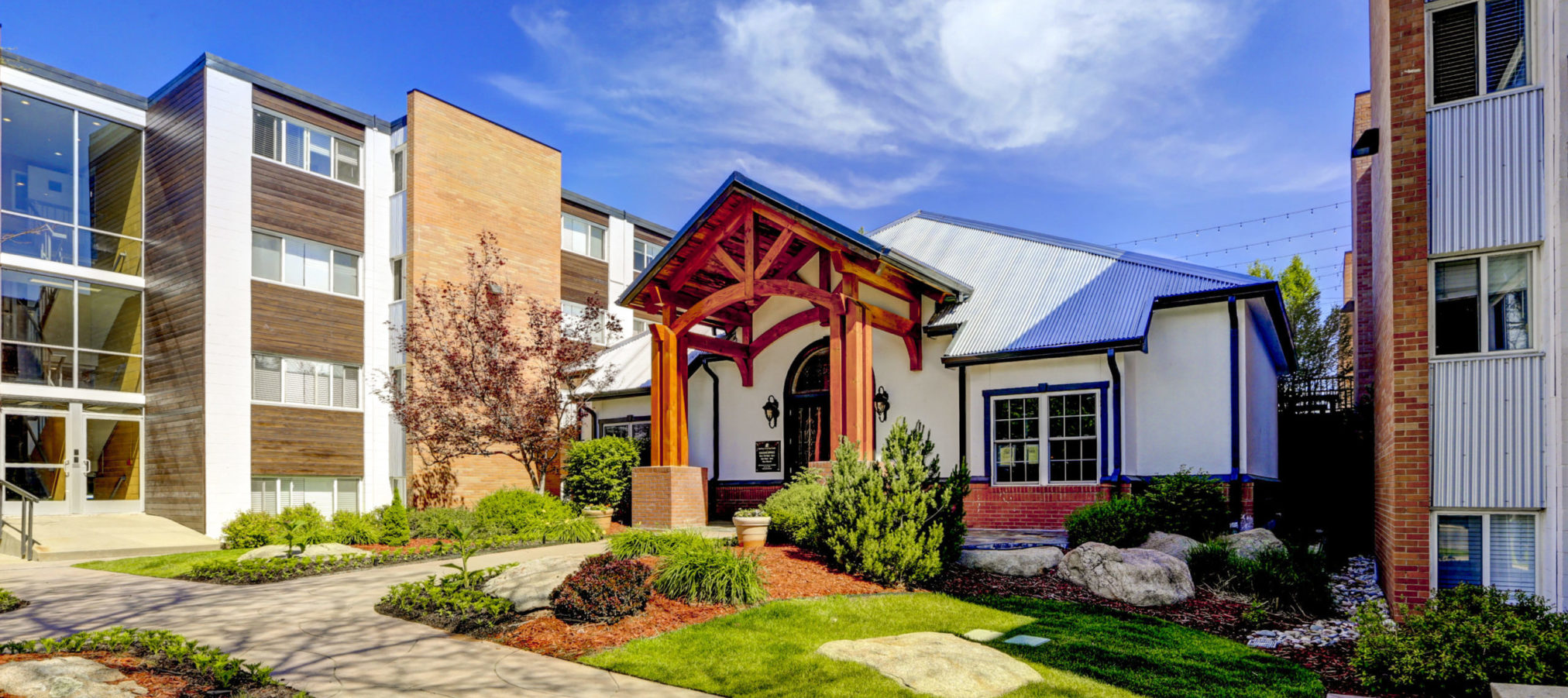 Sterling University Peaks exterior