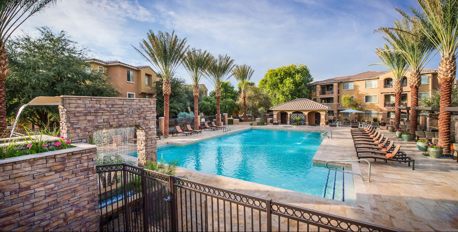 Stone Oaks exterior