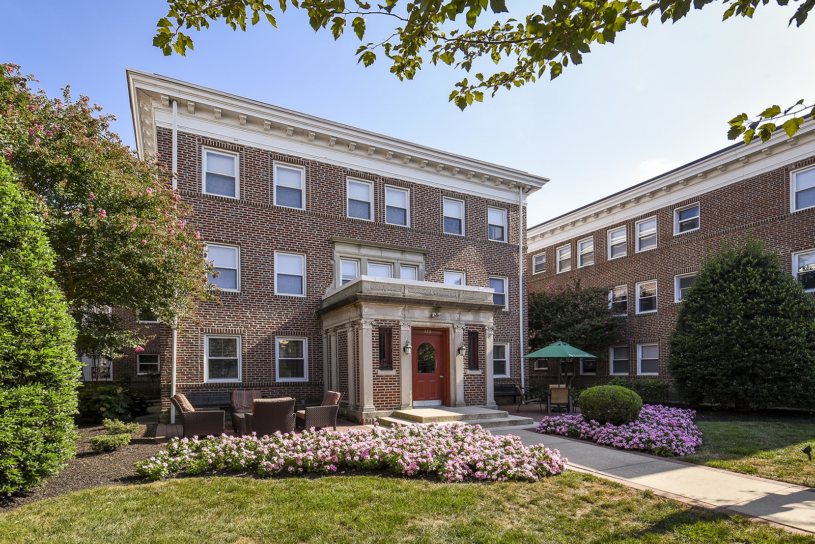 Suburban Court Apartments Amenities