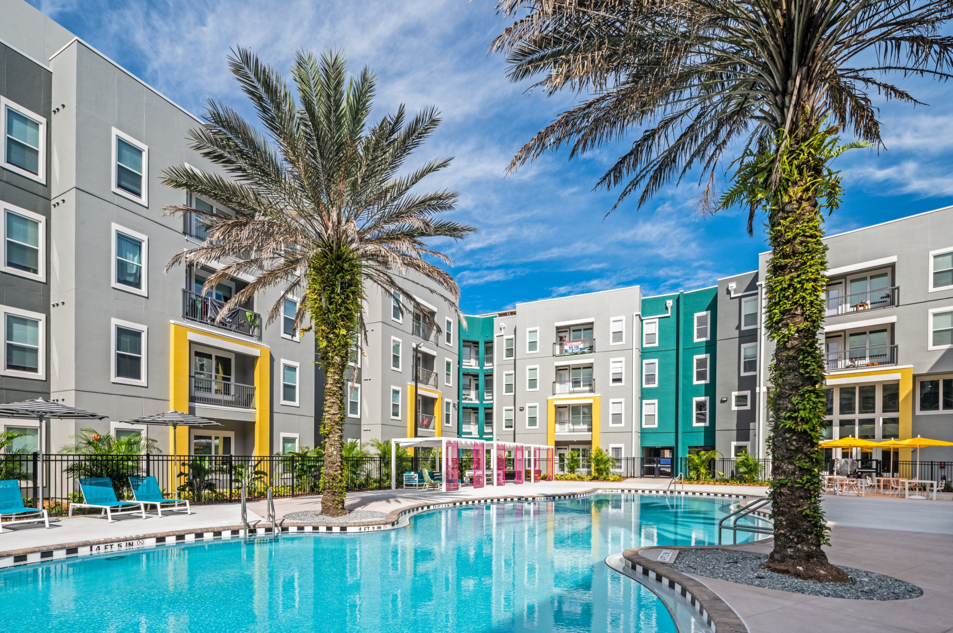 The Aves at Twelve100 exterior