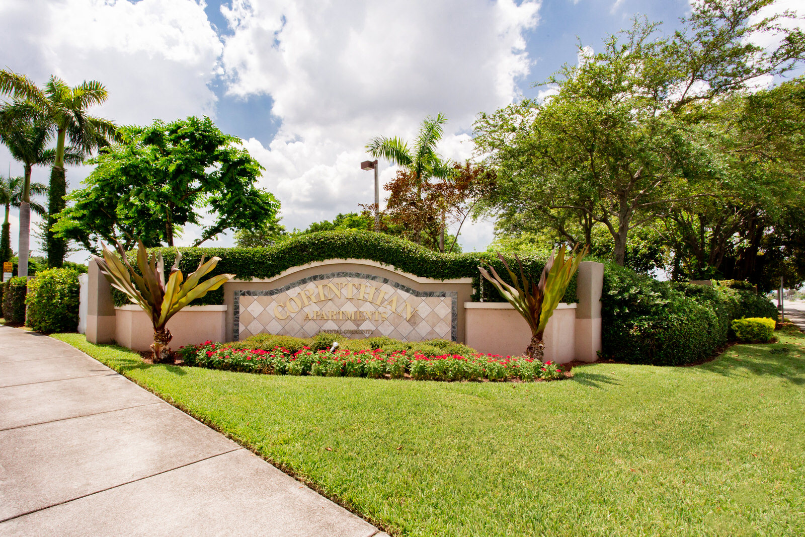 The Corinthian Apartments Amenities