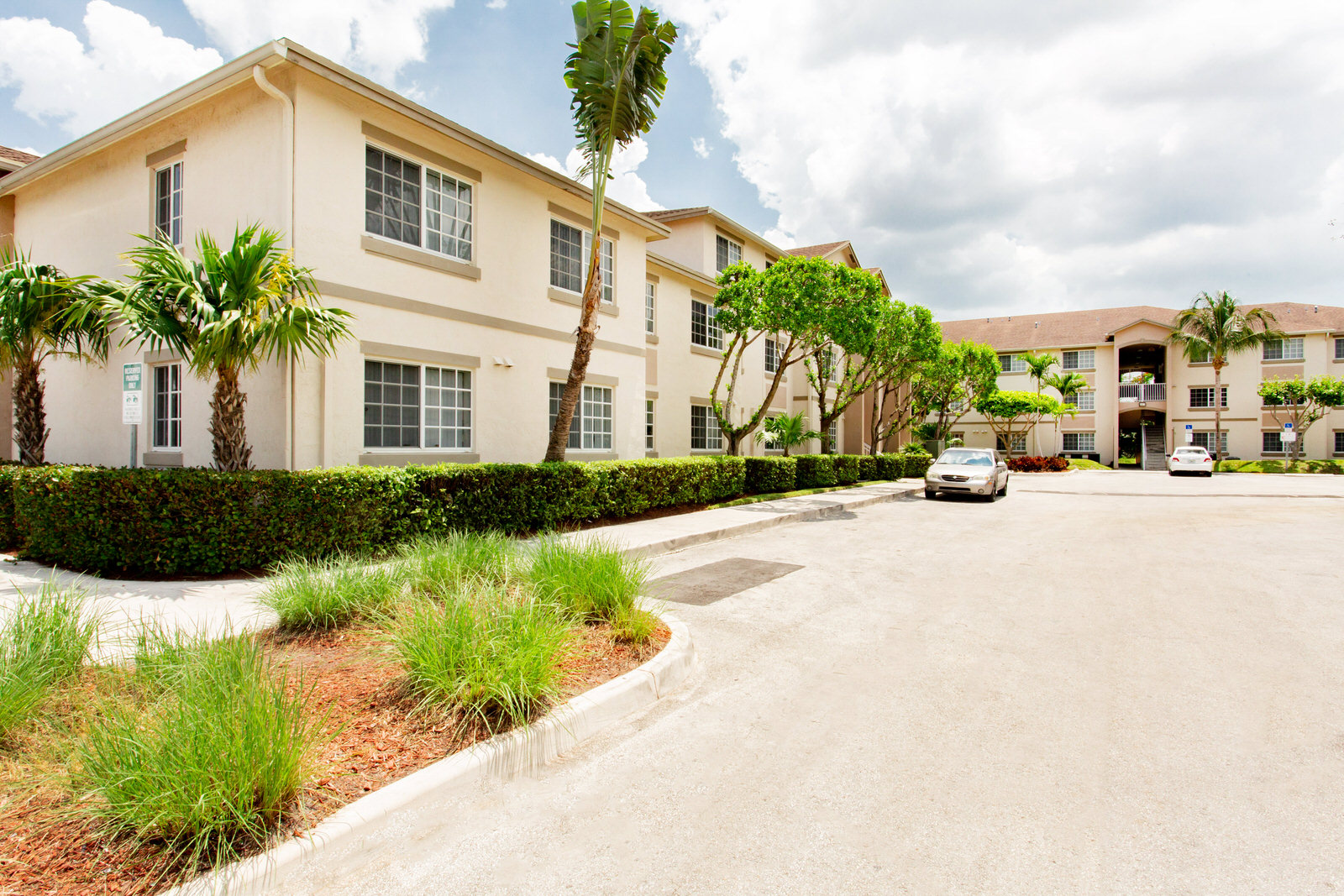 The Corinthian Apartments Amenities