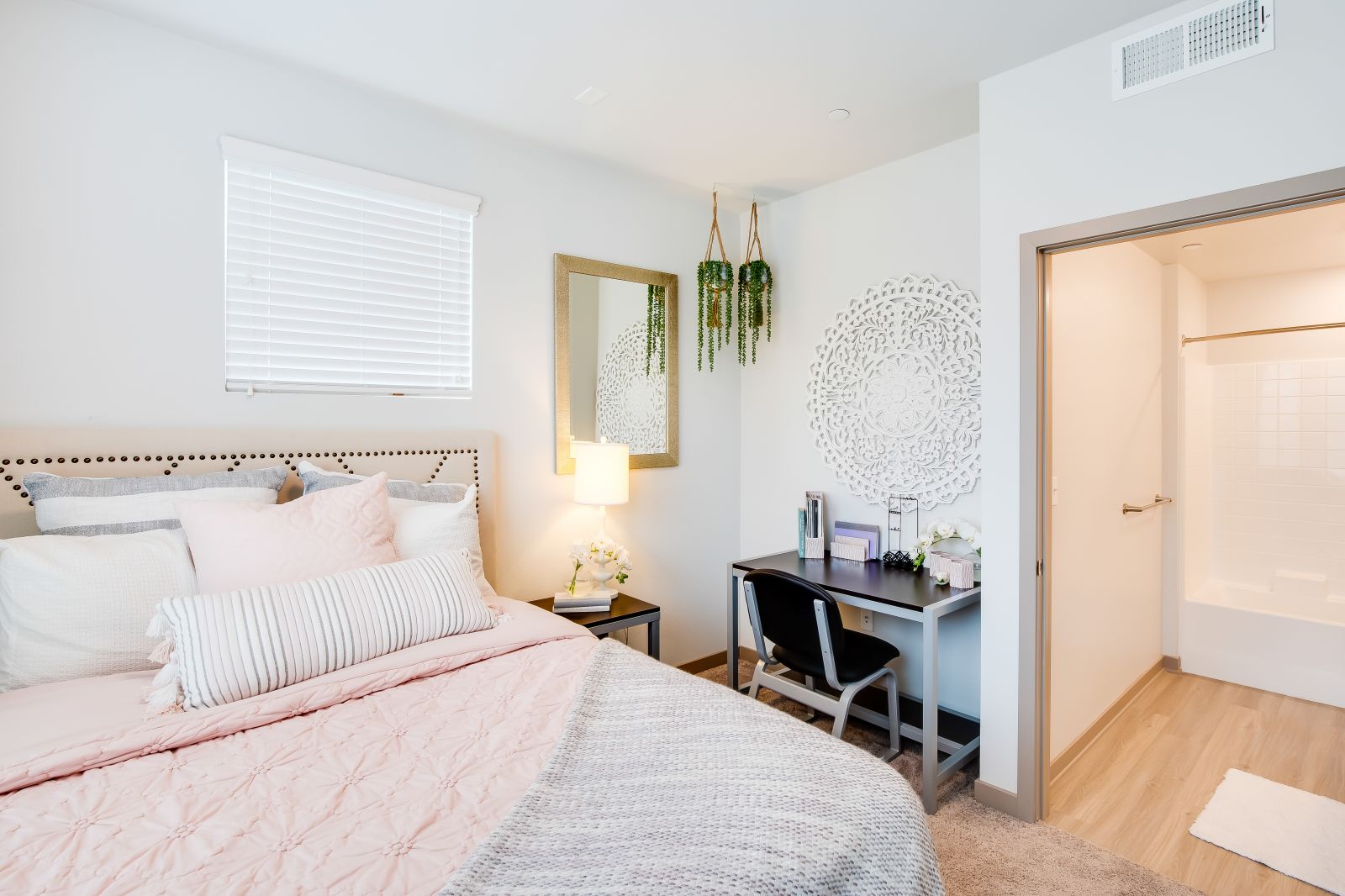 The Crossings Amenities