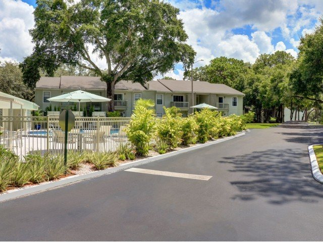 The Grove Apartments Exterior