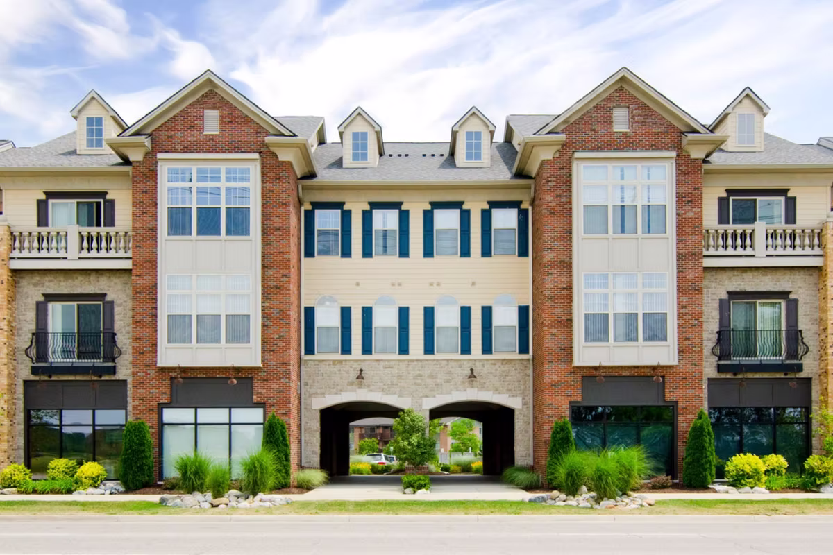 The Hamptons Apartments Exterior
