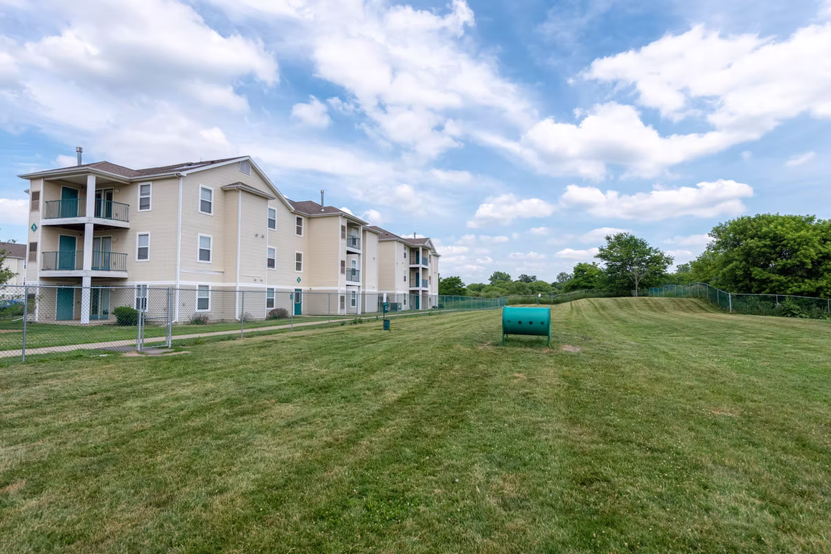 The Landings at Chandler Crossings exterior