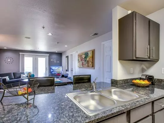 The Landings at Chandler Crossings Unit 1 exterior