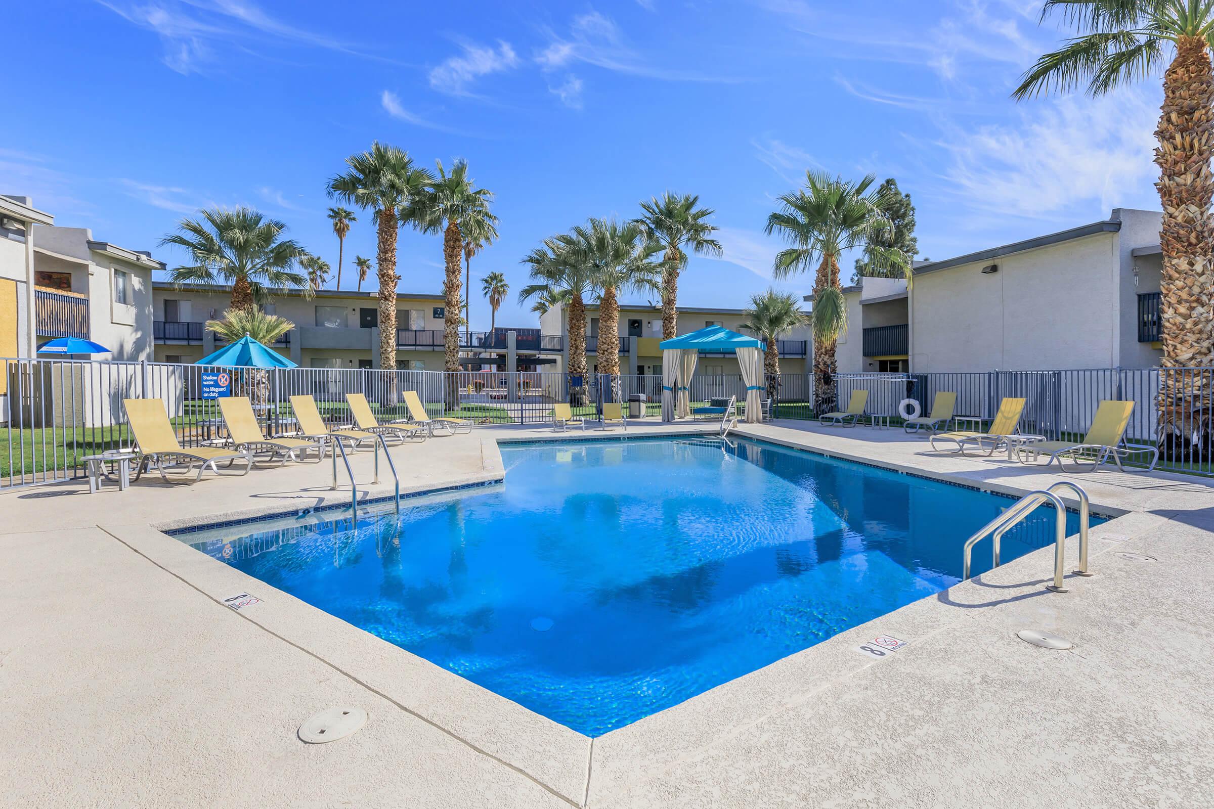 The Lennox at Tempe Exterior