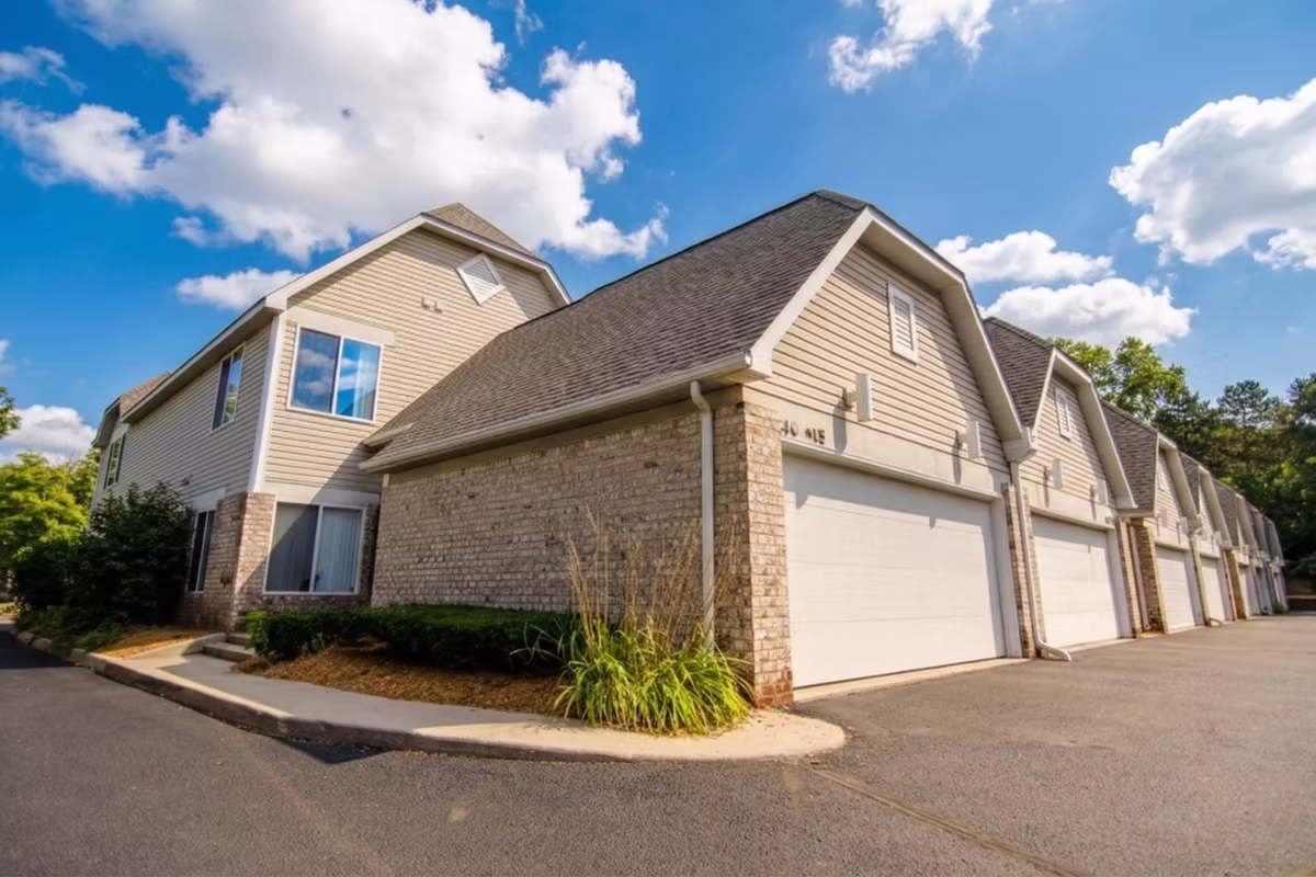 The Linden Apartments Amenities