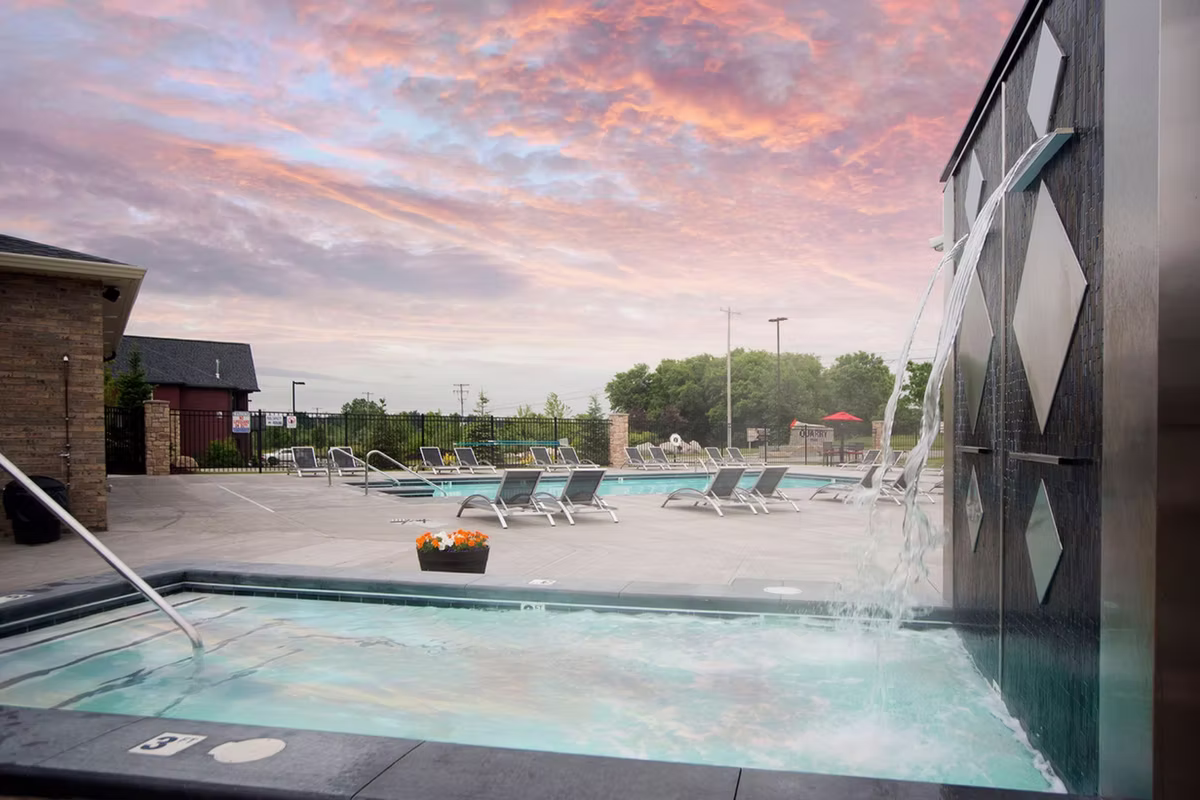 The Quarry Apartments and Townhomes Amenities