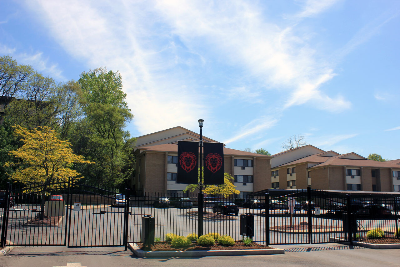 The Red Lion Apartments exterior