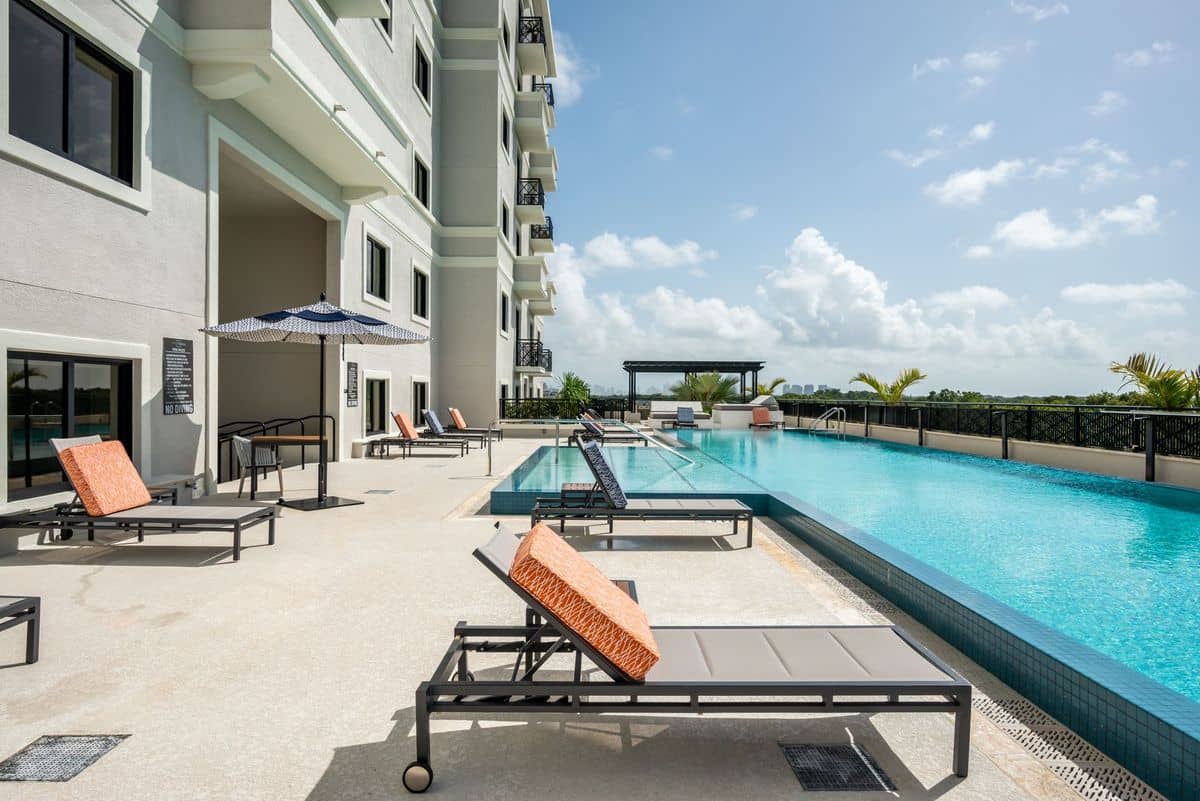 The Residences at THesis exterior