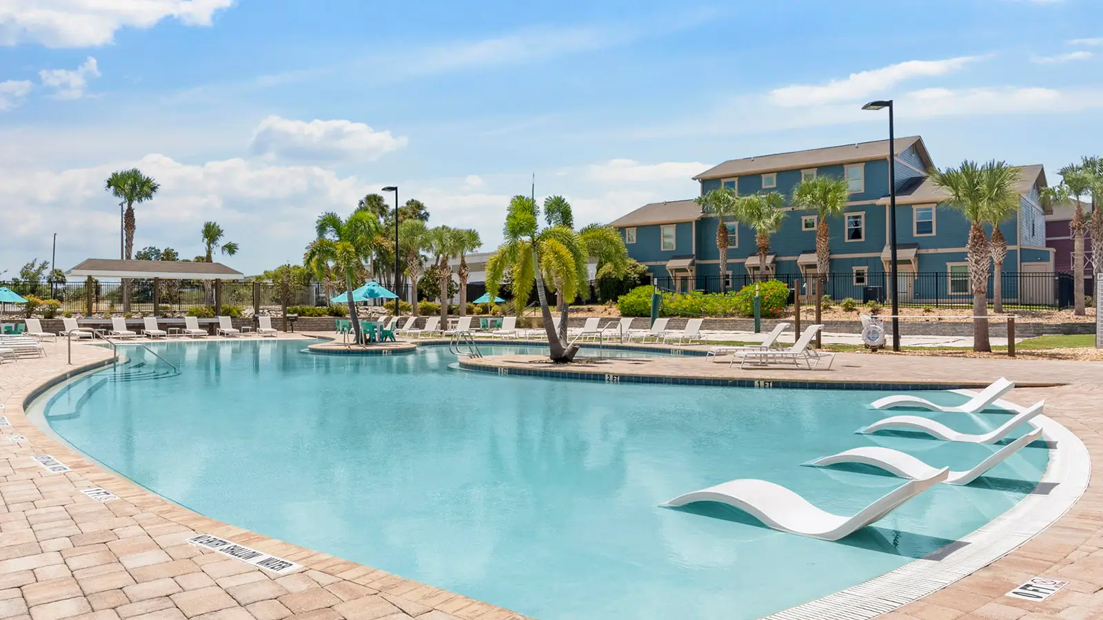 The Retreat at Tampa exterior