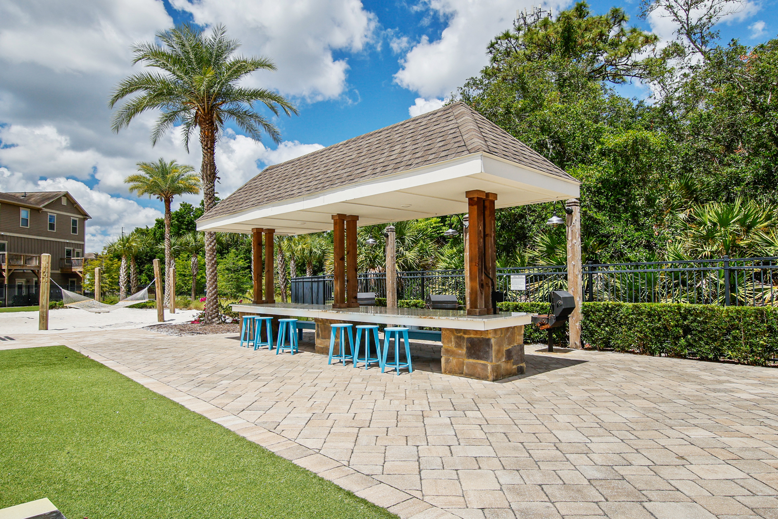 The Station Alafaya Amenities