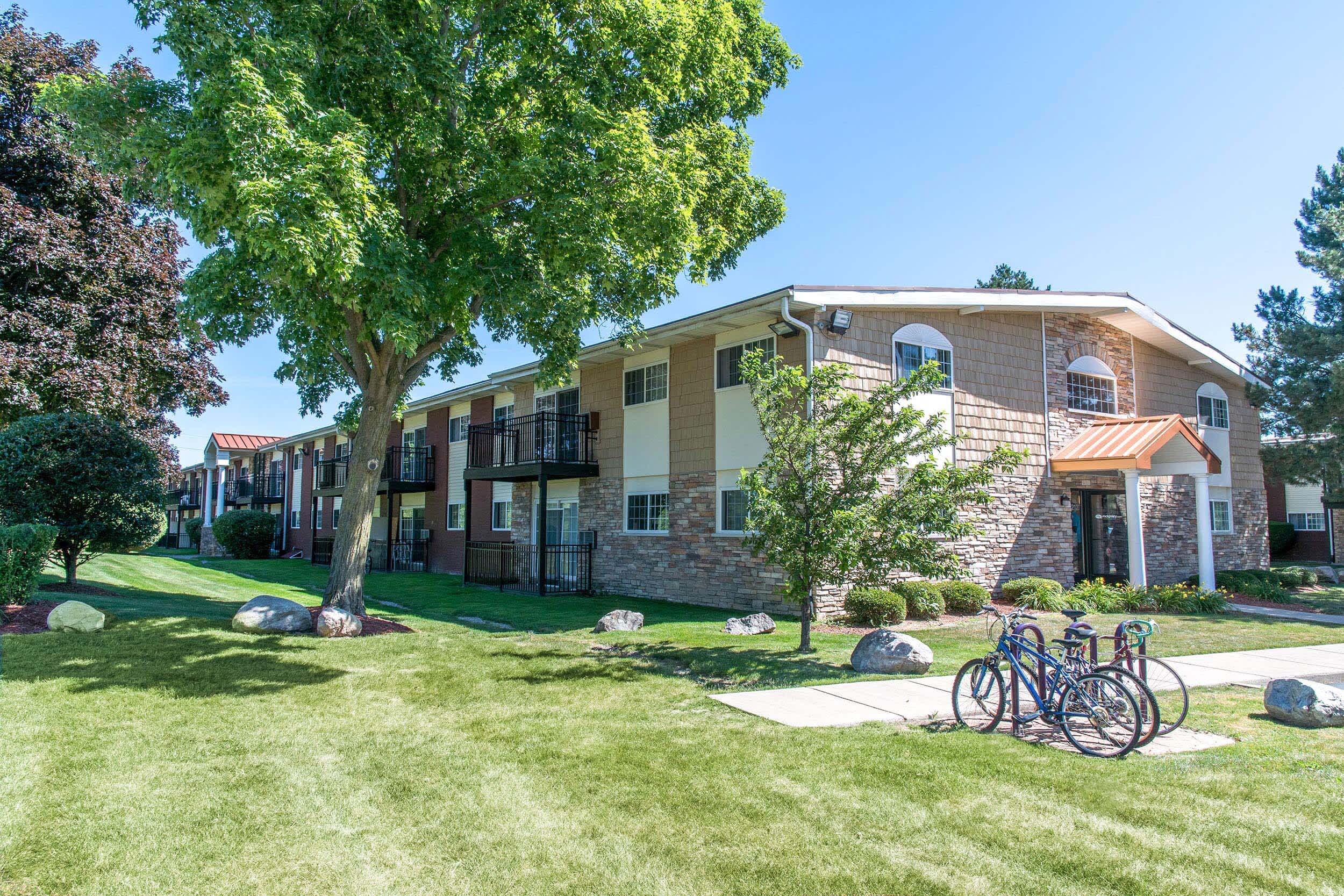 The Villas Ypsilanti Amenities