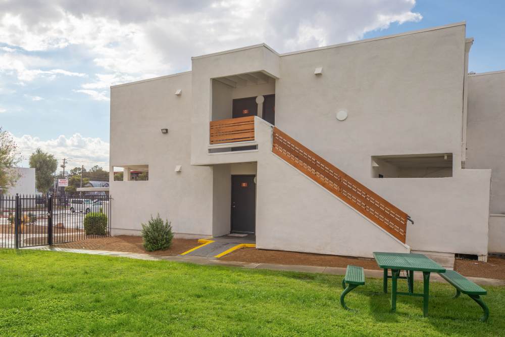 Tides at Desert Pointe exterior