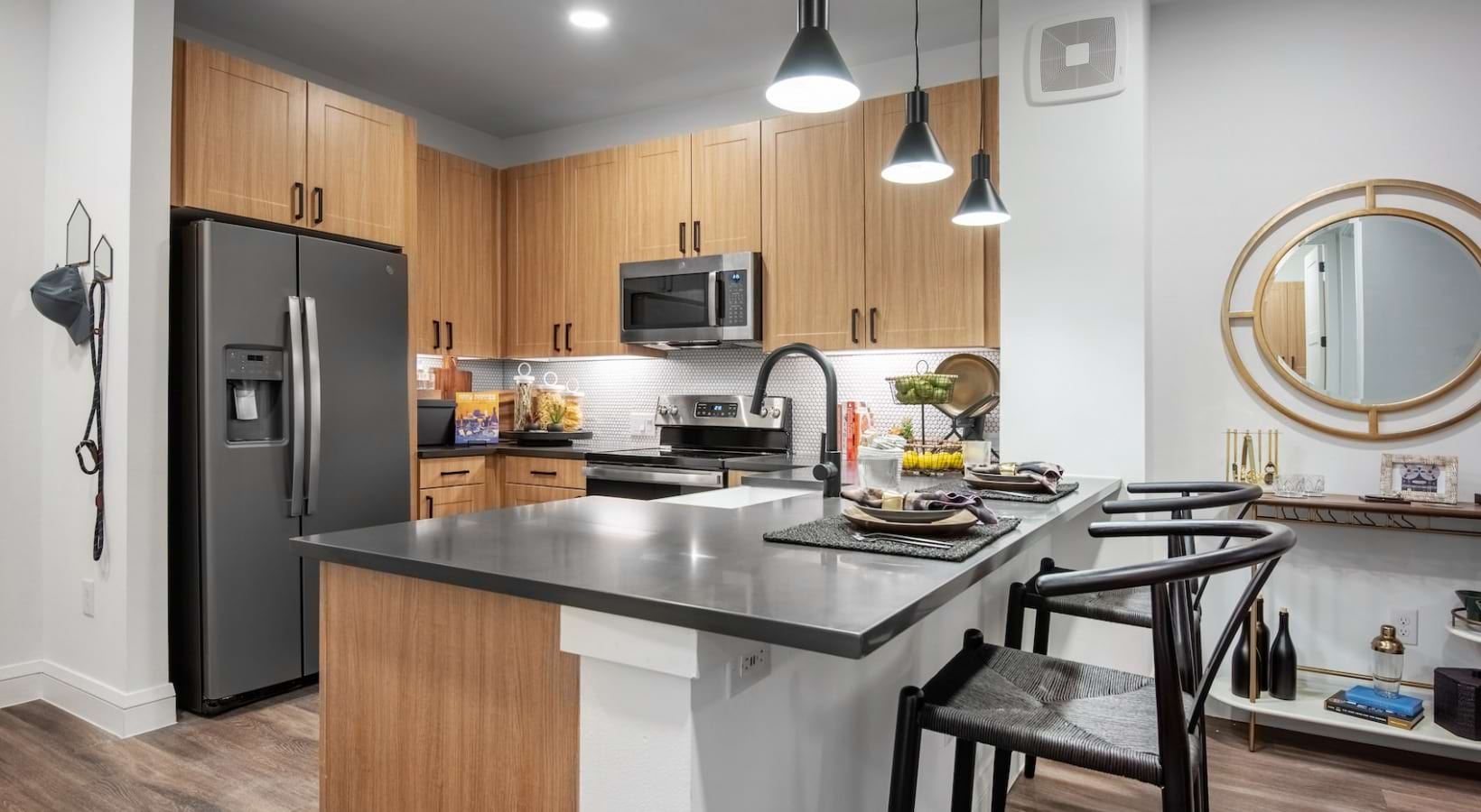 Troubadour Amenities