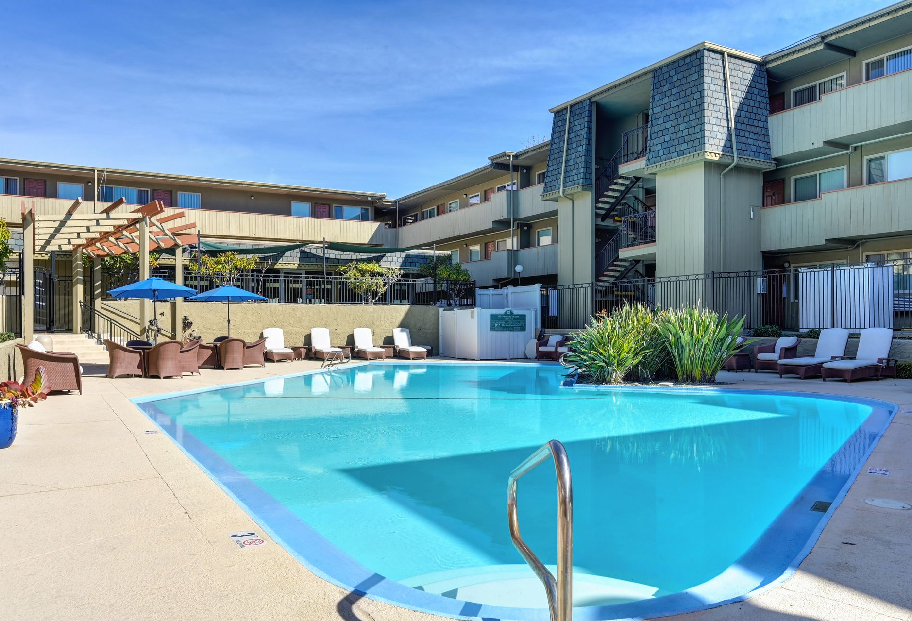 University Court Apartments Amenities
