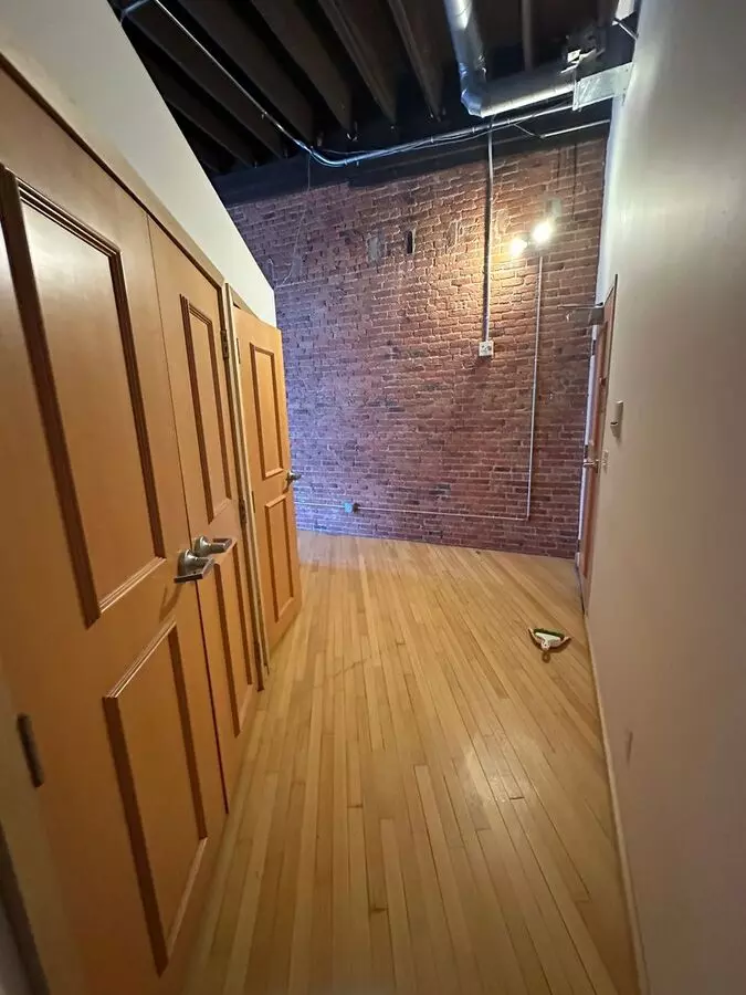 Washington Square Lofts Lansing exterior