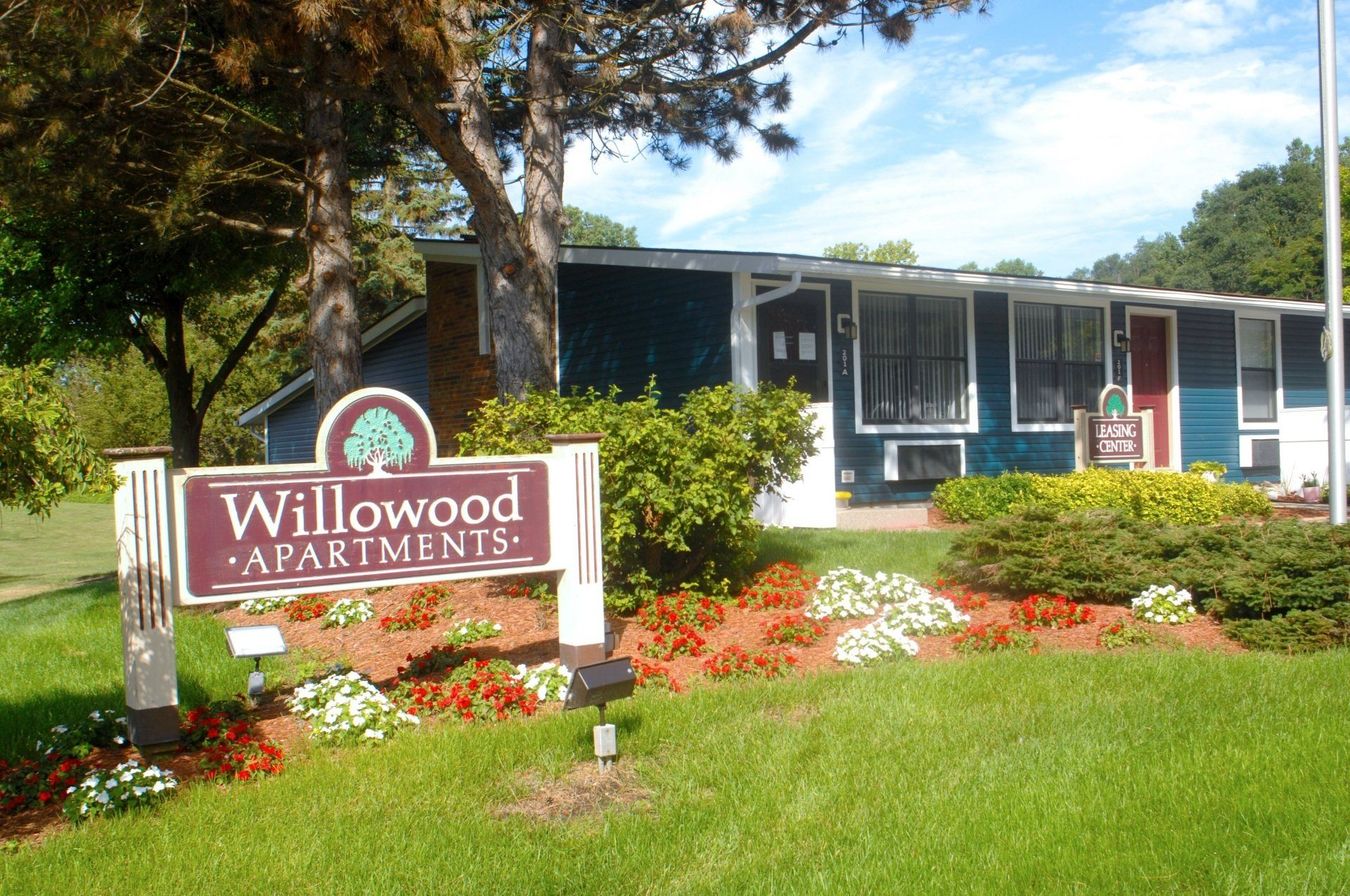 Willowood Apartments exterior