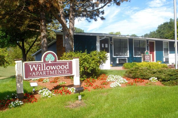 Willowood Apartments exterior