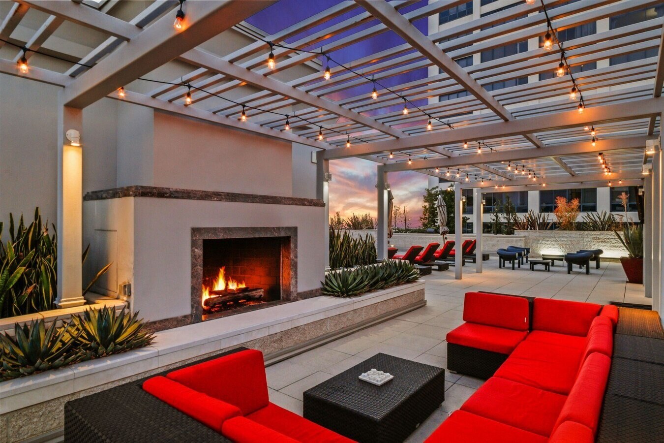Wilshire Victoria Westwood Apartments Amenities
