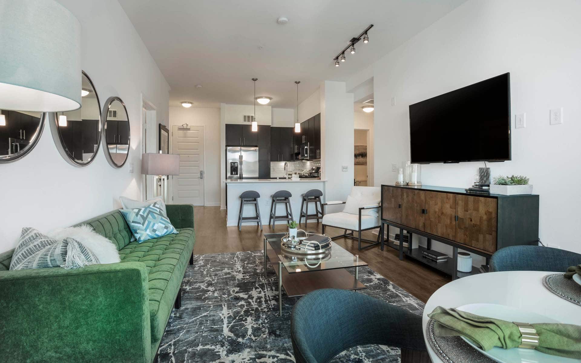 Windsor Mission Valley Amenities