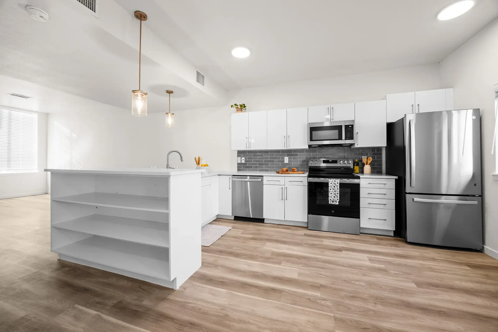 Wonderland Creek Townhomes Amenities