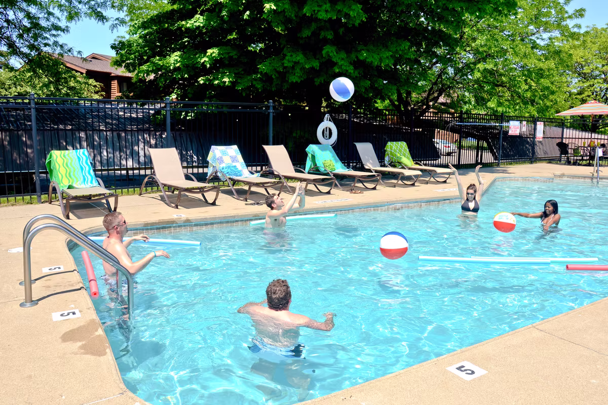 Woodbrook Village Amenities