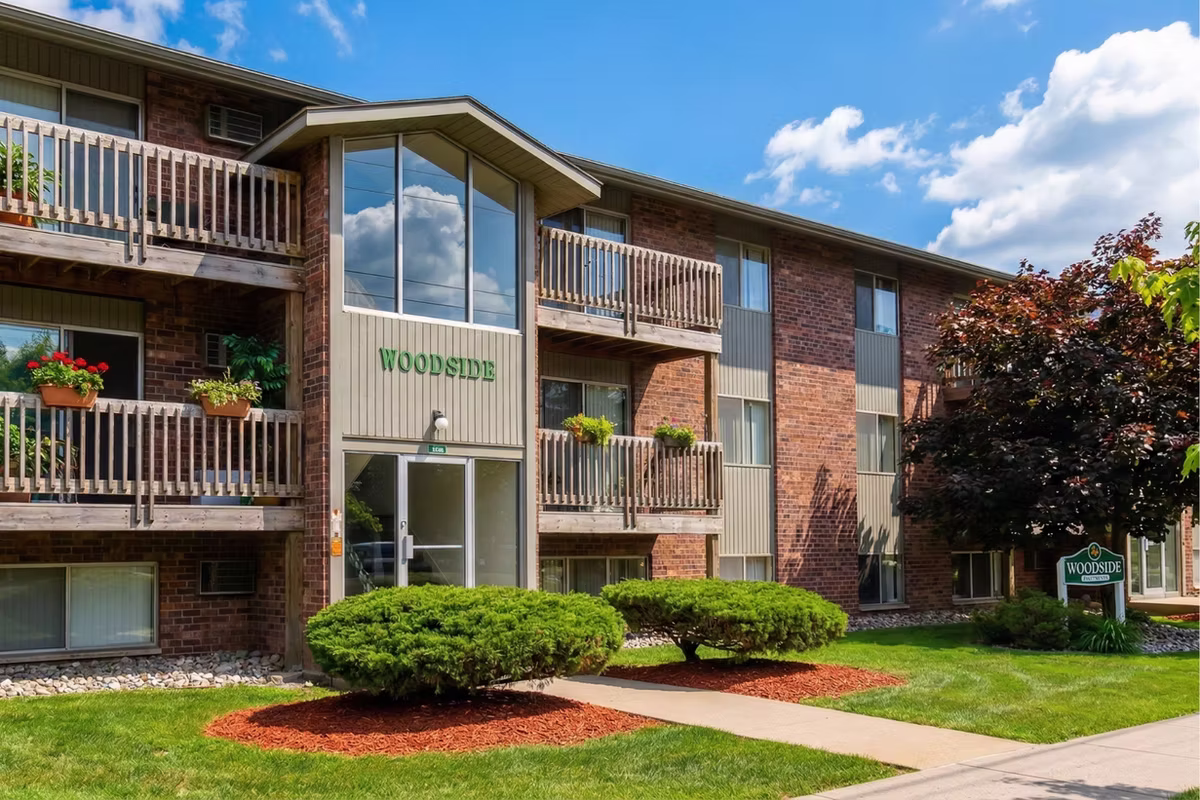 Woodside North Apartments exterior
