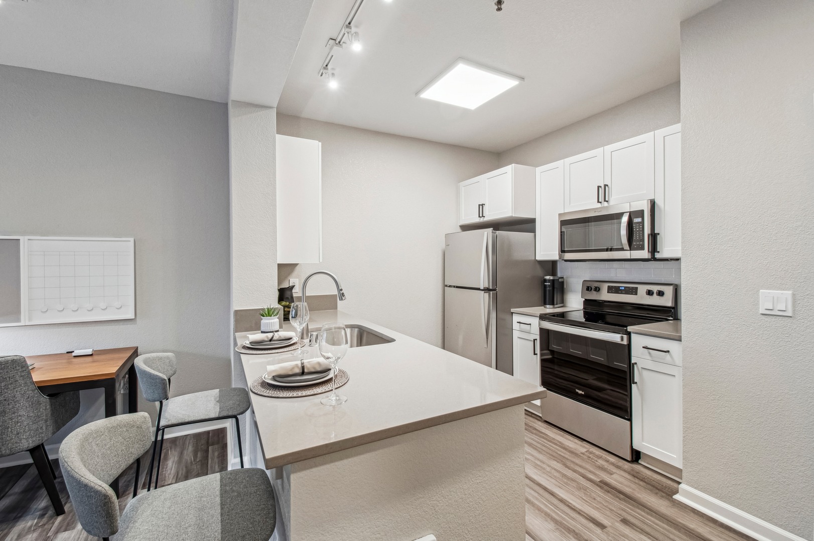 Bay Street Apartments Amenities