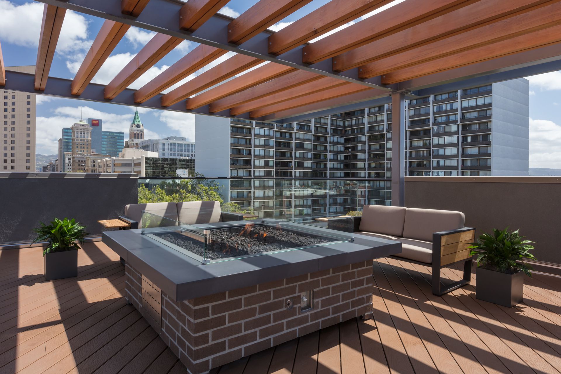 777 Broadway Amenities
