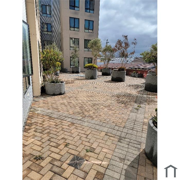 Acton Courtyard Exterior
