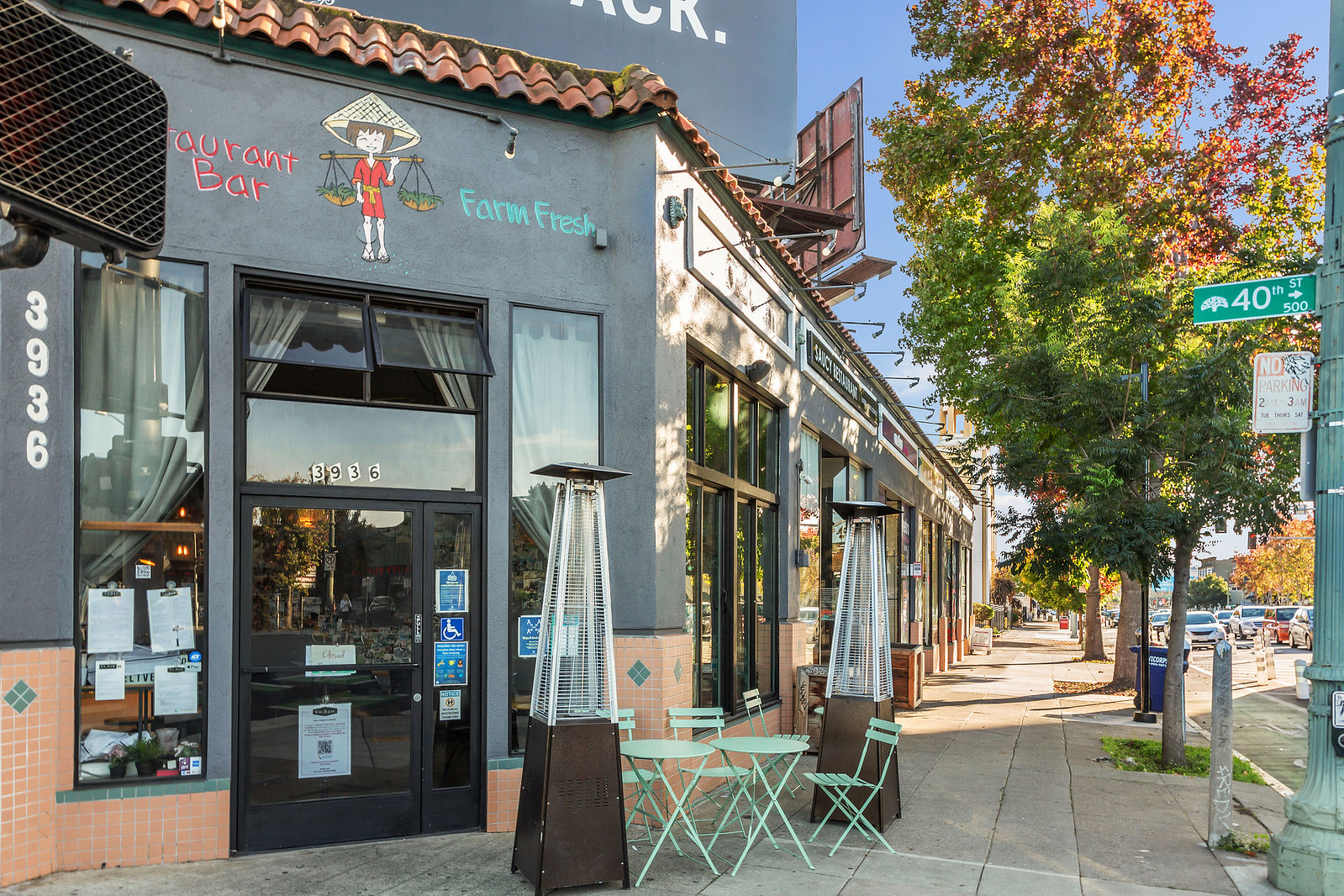 Temescal Place exterior