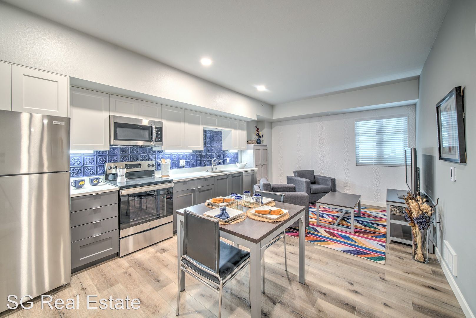 The Den Amenities