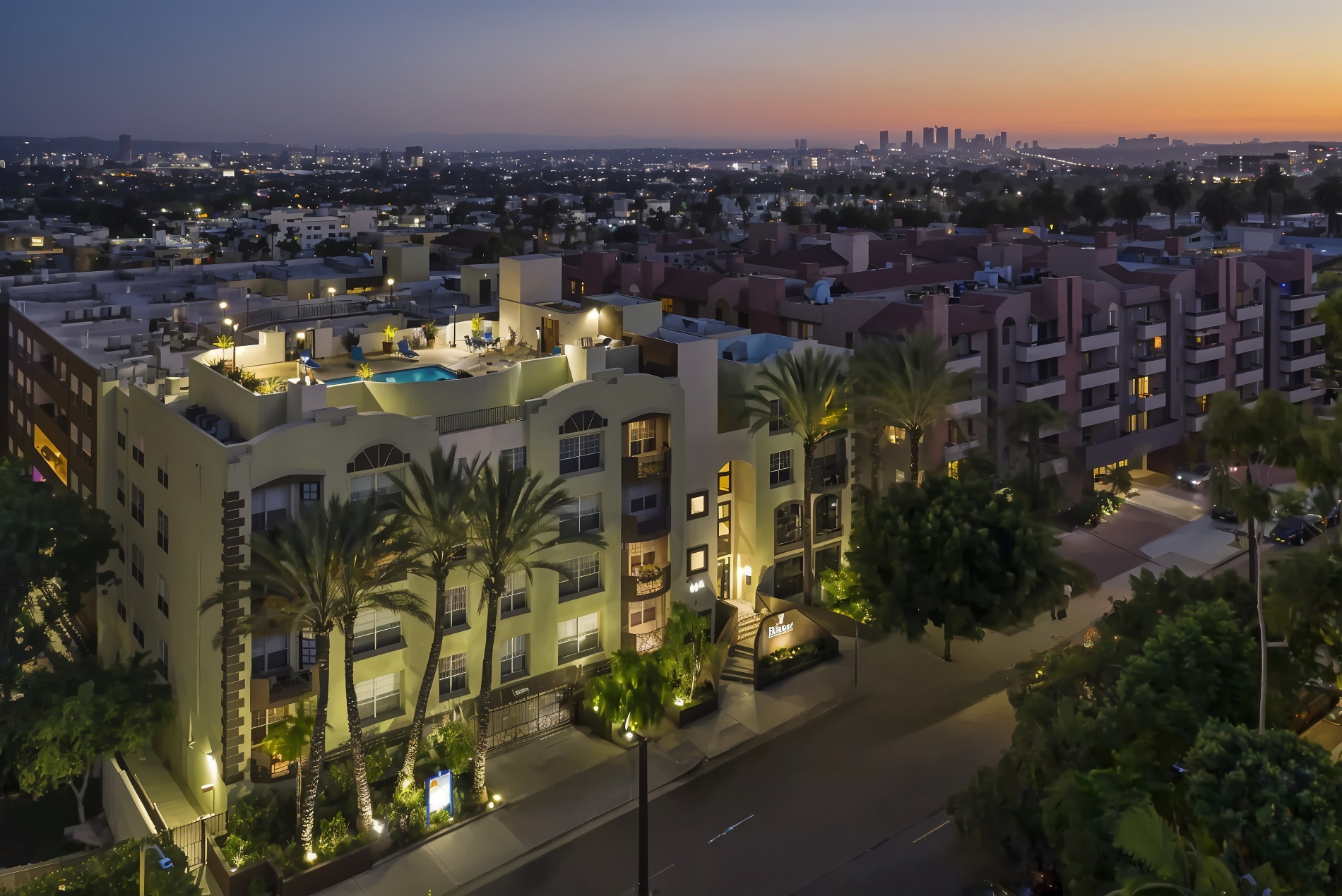 The Summit Hollywood exterior