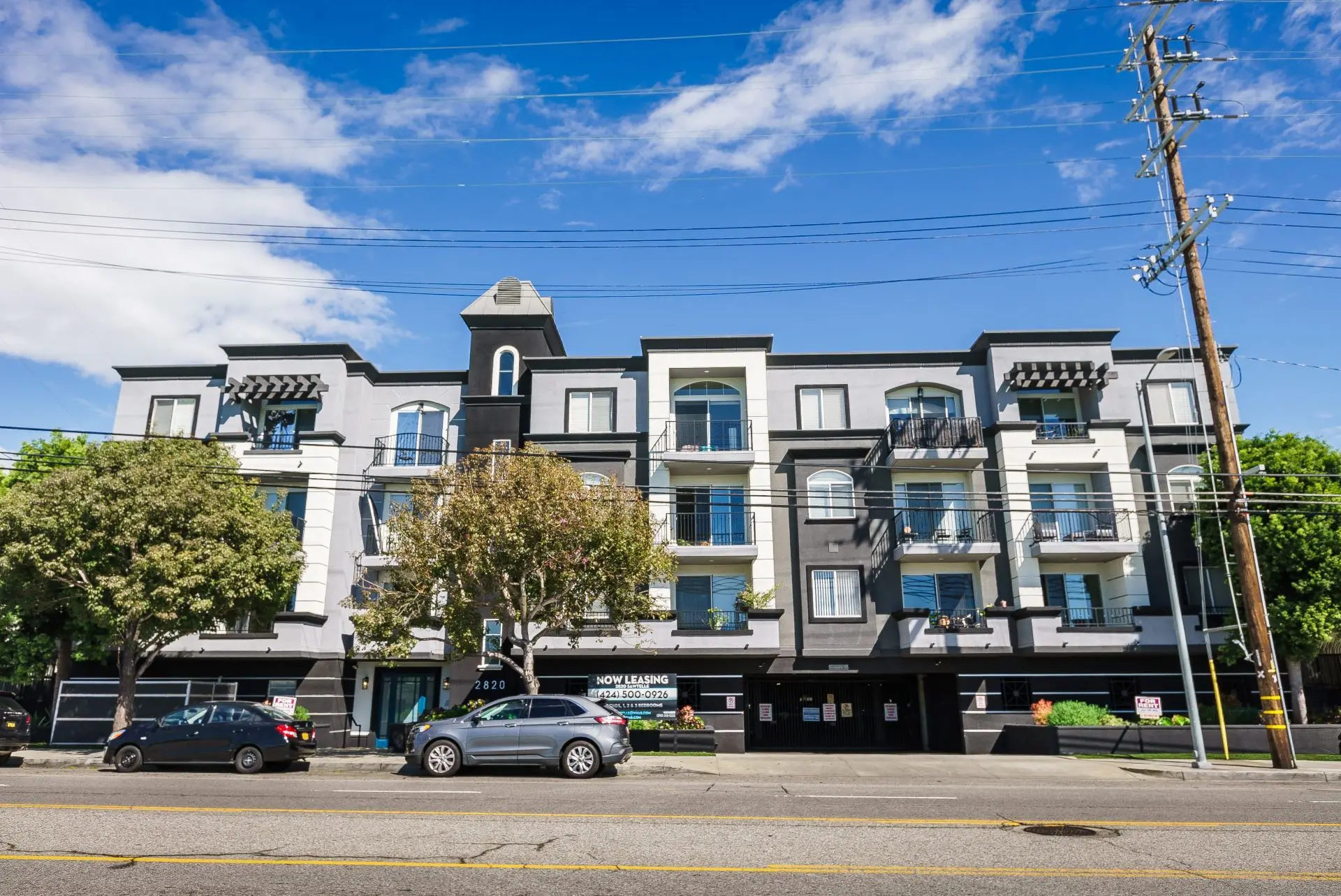 2820 Sawtelle Blvd Apartments exterior