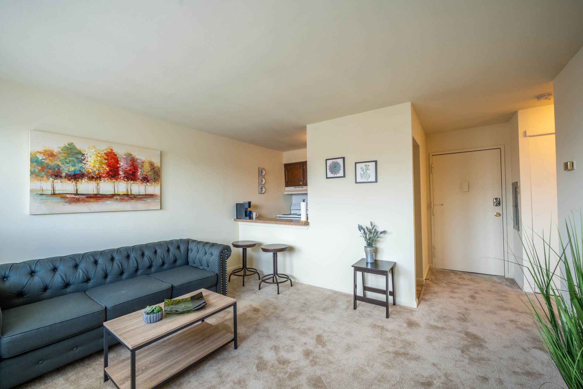 Executive House Apartments exterior