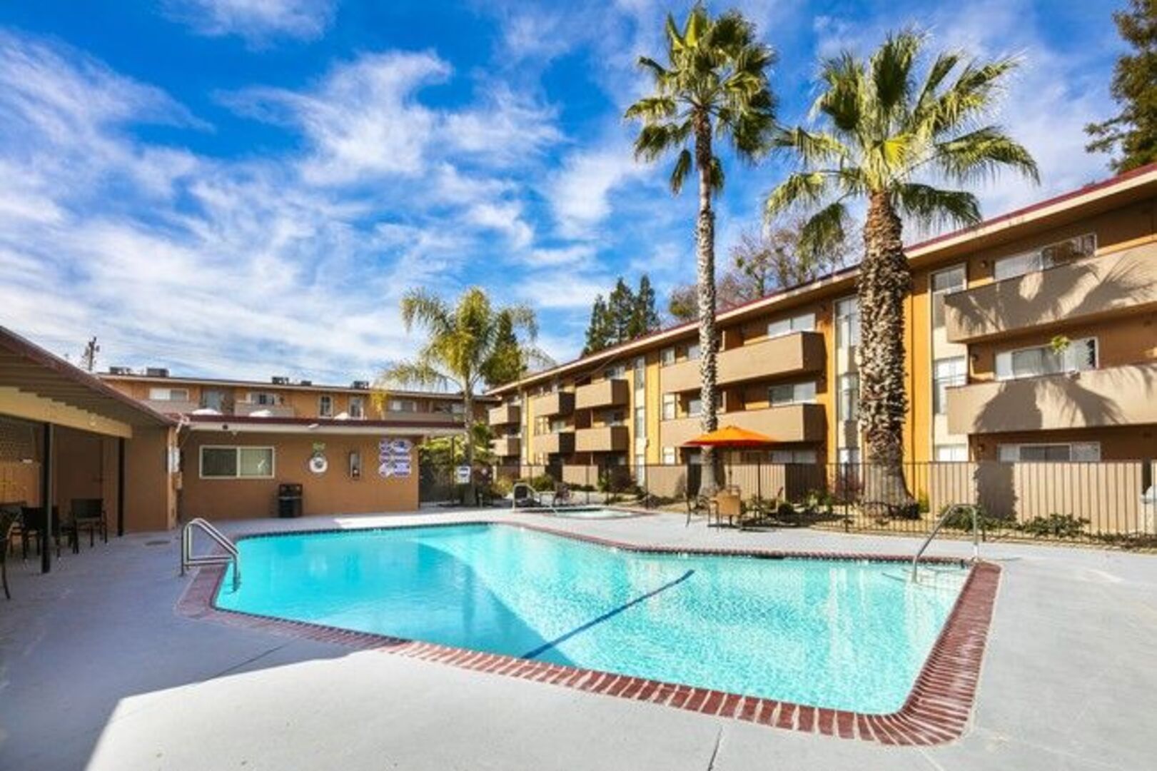 Regalia Crest Apartments Amenities