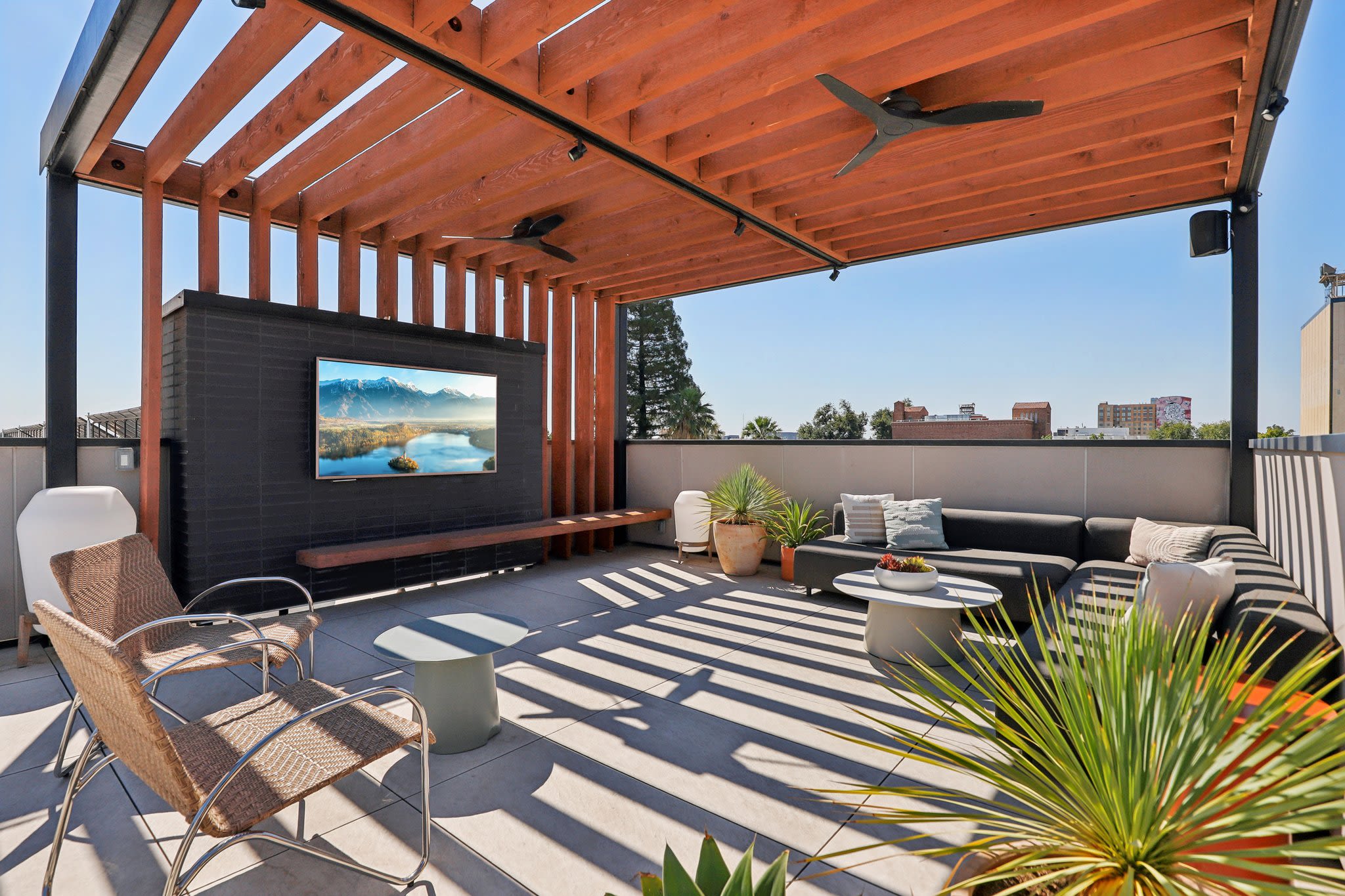The Mansion Amenities