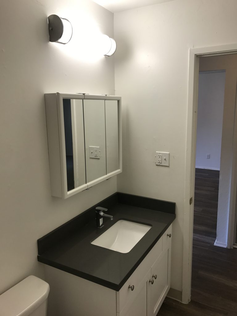 College Street Apartments Amenities