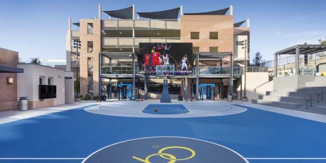 360 Luxury Apartments exterior