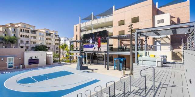 360 Luxury Apartments Exterior