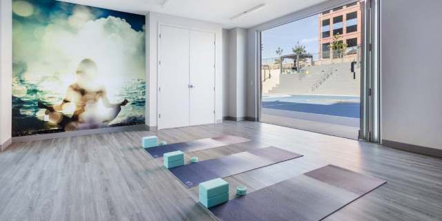 360 Luxury Apartments Exterior