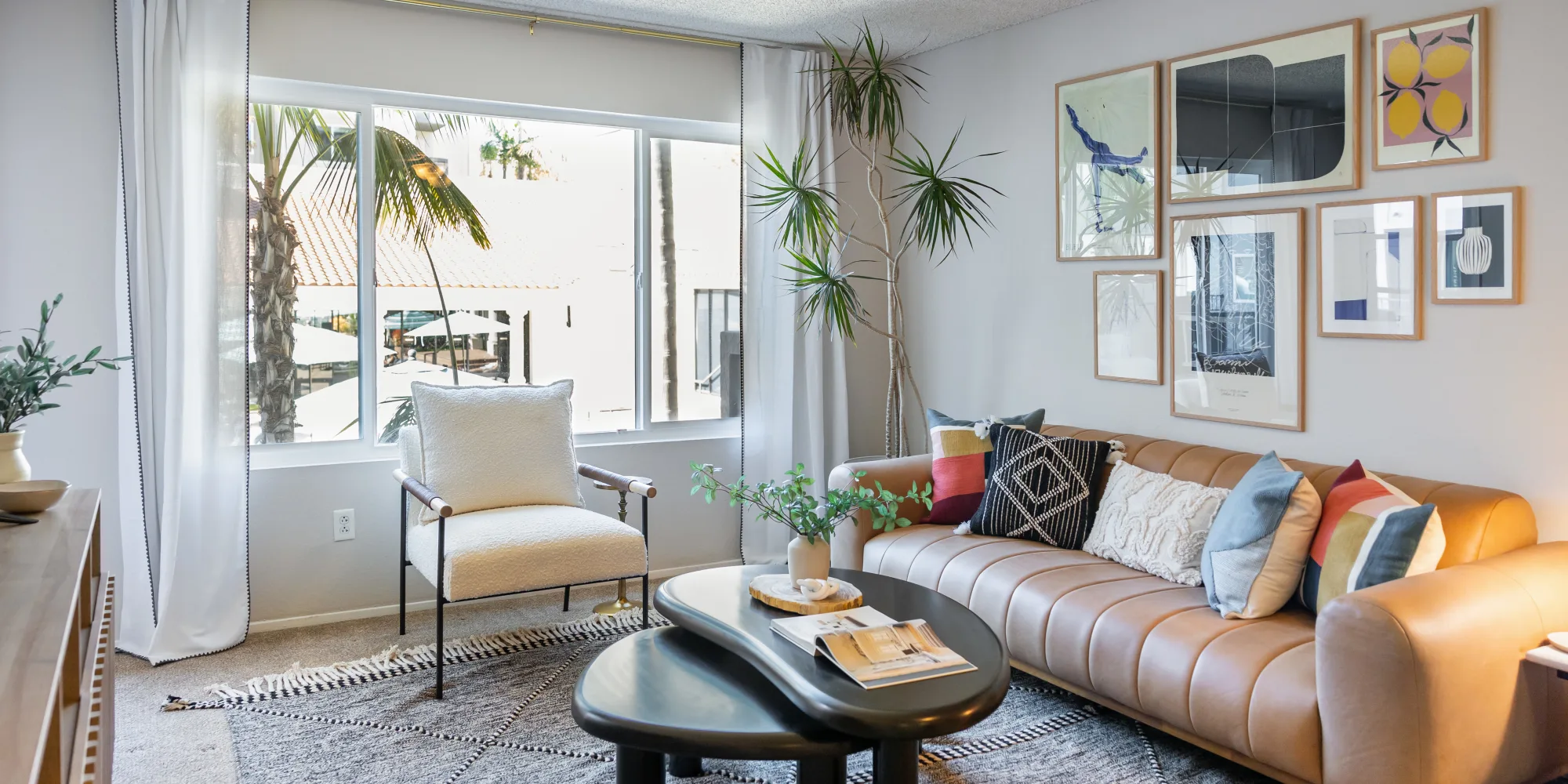 Veranda La Jolla Exterior
